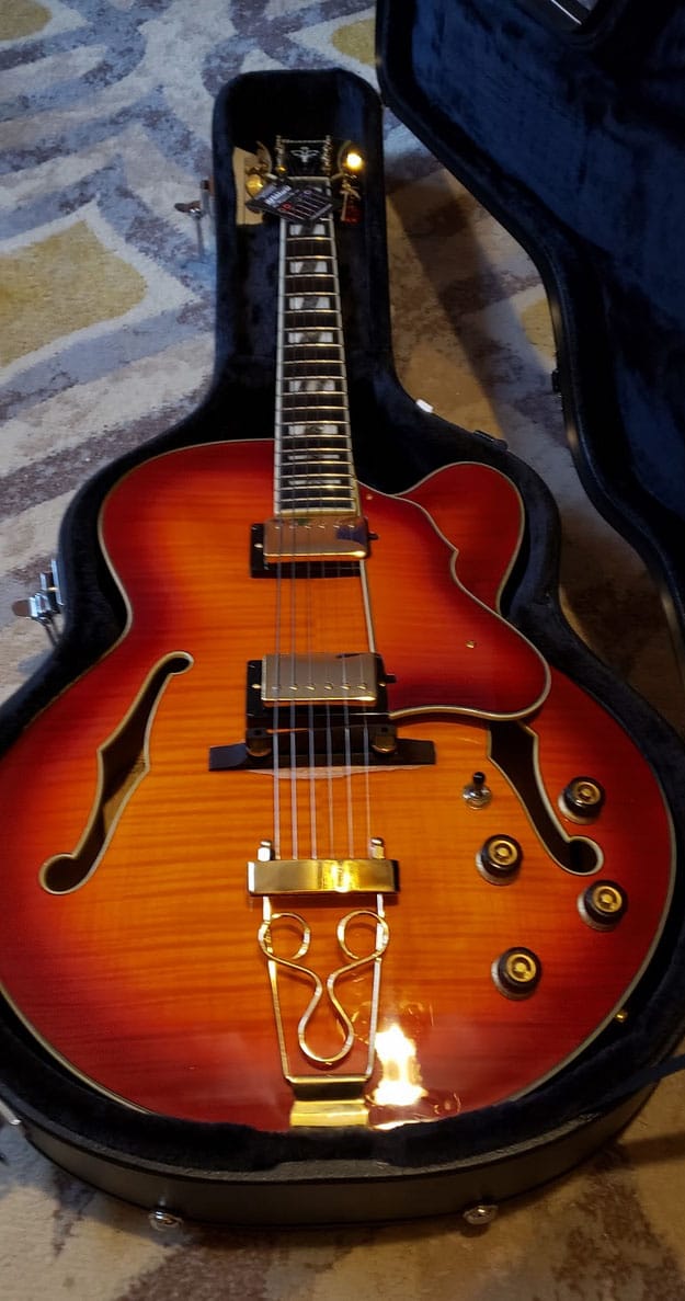 Ibanez AF 155 guitar
